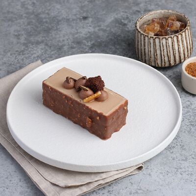 Пирожное Шоколадное с арахисом в Магбургер & Братья Караваевы по цене 205