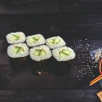 Маки с огурцом в Sushi Time