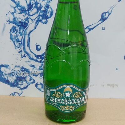 Минеральная вода Серноводская с газом в Шашлык у Черного Льва по цене 130 ₽