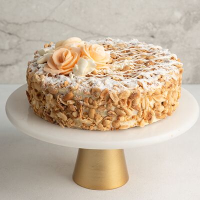 Торт бисквитный Подарочный в Север-Метрополь по цене 1546 ₽