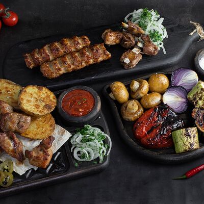 Каникулы из Шашлычкав Жарим на углях по цене 15000 ₽