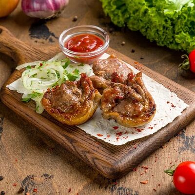 Шашлык из баранины (яблочки) в Raxat Halal по цене 650