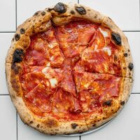 Пицца с острой салями в R14