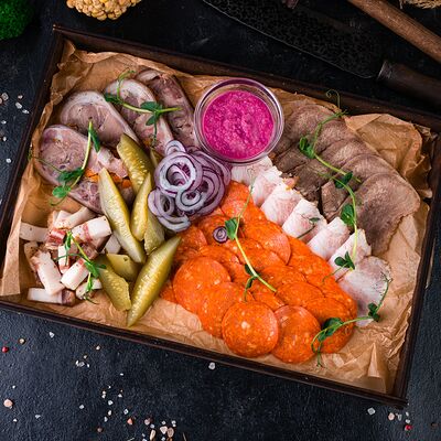 Закуска деревенская в ШКВАРКИ по цене 25 р.