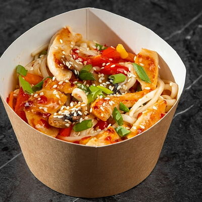 Wok с цыпленком в соусе сладкий чили в Good Food по цене 448 ₽