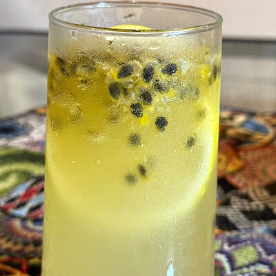 Домашний лимонад Маракуйя в Генацвале на Арбате - грузинский ресторан по цене 1610 ₽