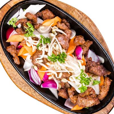 Говядина на доске в Пекин по цене 990 ₽