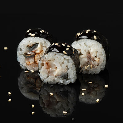 Ролл Угорь в Аматера Суши по цене 270 ₽