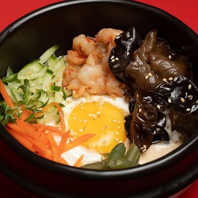 Пибимпап с креветками в Toki Poki по цене 530 ₽