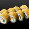 Горячий ролл с лососем и сливочным сыром в Sushi & More по цене 490