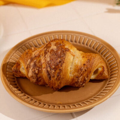 Круассан с ветчиной и сыром в Пекарня Буханка по цене 225 ₽