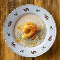 Сациви с хрустящей креветкой в MANANA