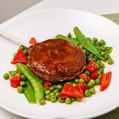 Котлета на косточке из баранины в М2 Органик Клуб Зиларт по цене 1280 ₽