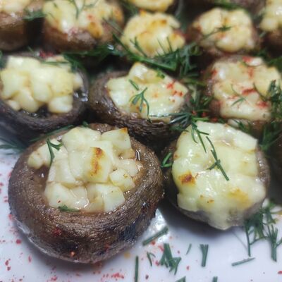 Шампиньоны, запечённые с сыром в Эребуни по цене 450 ₽