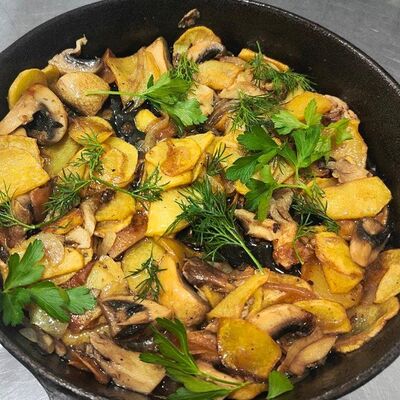 Жаркое с грибами в Bistro 113 по цене 500 ₽