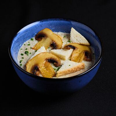 Грибной крем-суп в Level kitchenbar по цене 470 ₽