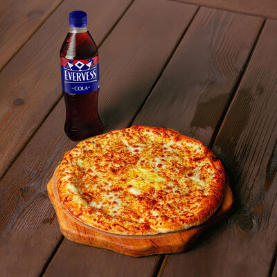 Комбо Хачапури по - мегрельски и Эвервесс Кола в Хочу Пури по цене 810 ₽