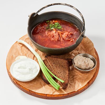 Борщ классический в Room-cafe по цене 540 ₽