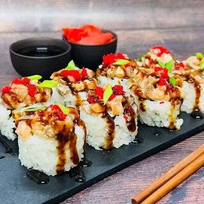 Тартар с лососемв Токио 96 пицца и роллы по цене 539 ₽