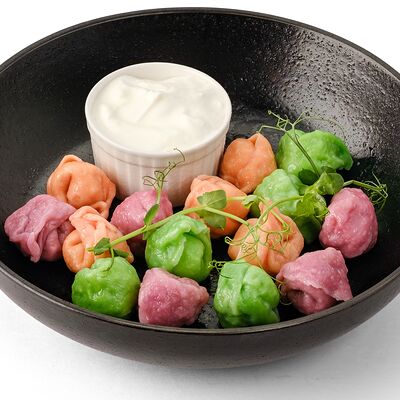 Цветные пельмешки в Casa Mia по цене 375 ₽