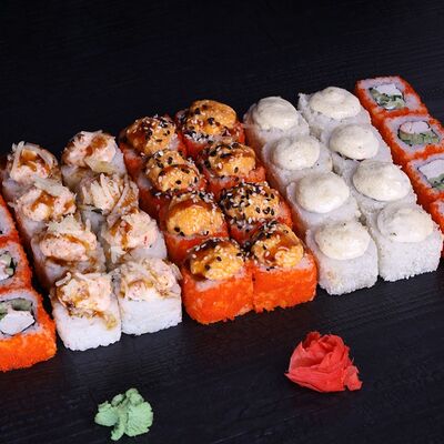Сет роллов №21 в SUSHIBOX по цене 1619 ₽