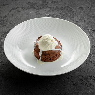 Шоколадный фондан в Вода & Еда по цене 737 ₽