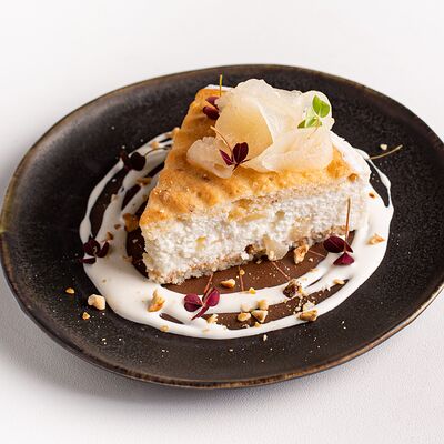 Торт рикотта-груша в Matteos по цене 420 ₽