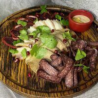 Мясное ассорти в Ай-вай