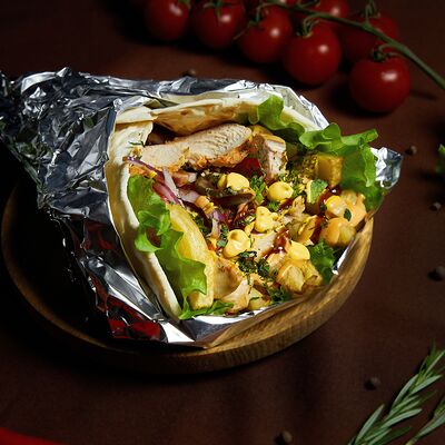 Гирос острый в Это вкусно по цене 619 ₽