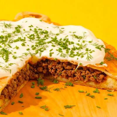 Чебурек-пирог с мраморной говядиной в Чебурекми по цене 650 ₽