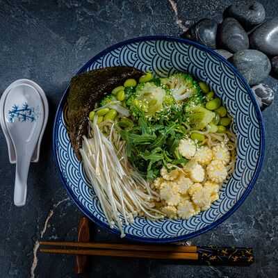 Овощной рамен в Tottori по цене 580 ₽