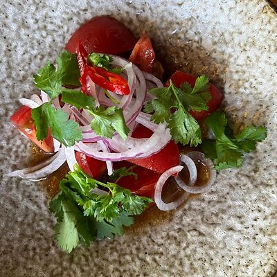 Салат Кавказский из розовых томатов в Adriatica по цене 590 ₽