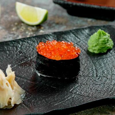 Суши Красная икра в ЛарисуВаннуХочу по цене 250