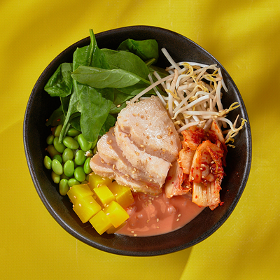 Боул с цыплёнком и соусом красный апельсин в ASIATIQ Ramen-Bar по цене 650 ₽