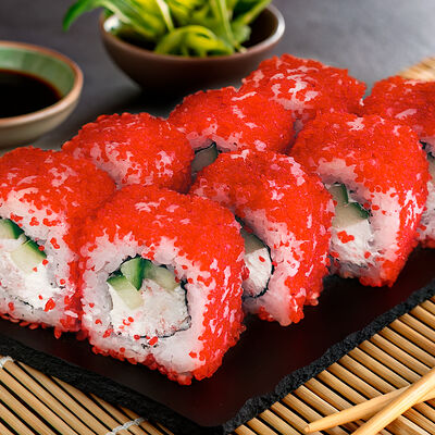 Роллы Калифорния в Yorokobi по цене 600 ₽