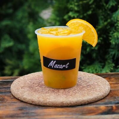 Манго - Маракуйя СРЕДНИЙ в Кофейня Mozart по цене 370 ₽