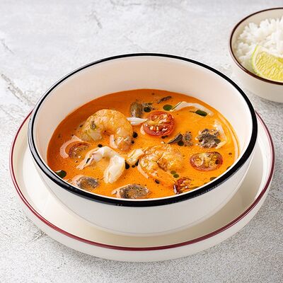 Том ям с кальмаром и креветками в Шоколадница по цене 710 ₽