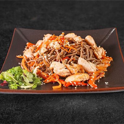 Соба с курицей в Yo!Bento по цене 360 ₽