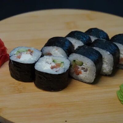 Ролл Лира в Yo! Sushi по цене 715 ₽