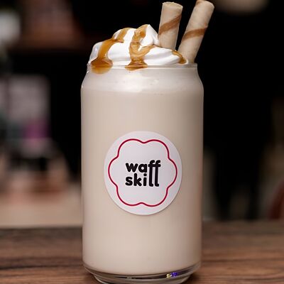 Милкшейк Сникерс в WaffSkill по цене 399 ₽