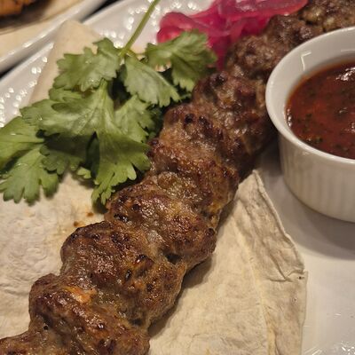 Люля-кебаб из ягненка в Vladbeef Bar по цене 850 ₽