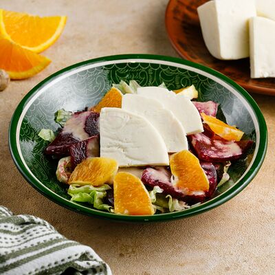 Салат с печёной свеклой в Хинкали Хо по цене 480 ₽