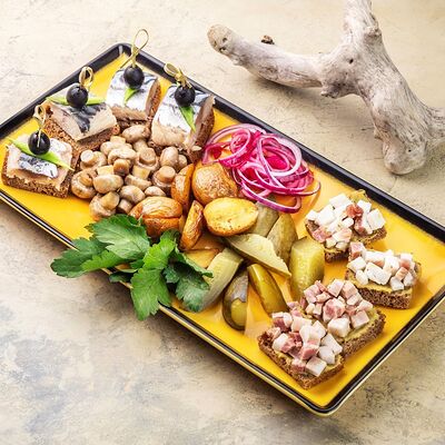 Тарелочка под водочку в 7 небо по цене 650 ₽