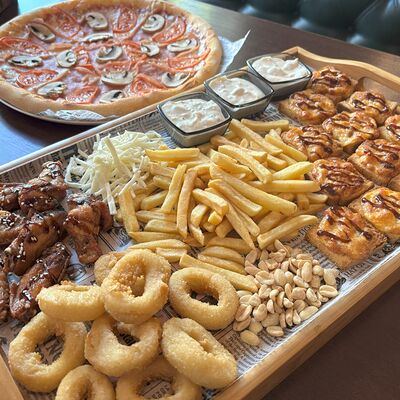 Пивное комбо Мегав Гастрономический Паб по цене 1890 ₽