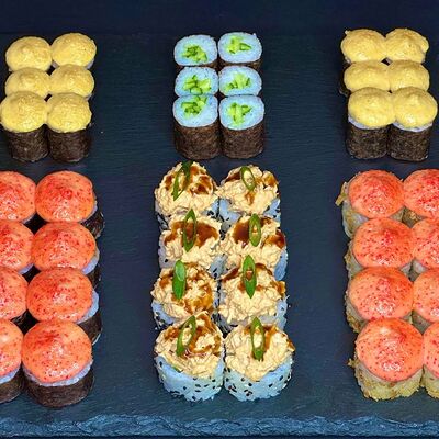 Сет №1 в Avocado sushi-bar по цене 1250 ₽