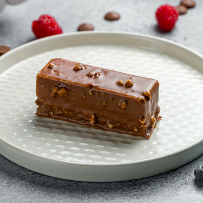 Пирожное Фундук в Может суши? по цене 439 ₽