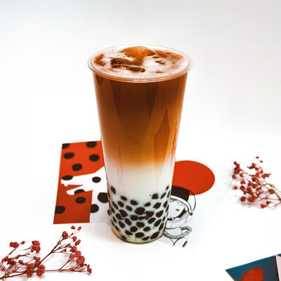 Красный тайский чай Мао Фен с молоком и тапиокой в Black Pug Bubble Tea по цене 560 ₽