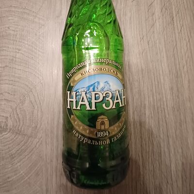 Минеральная вода Нарзан газированная в Южное по цене 150 ₽