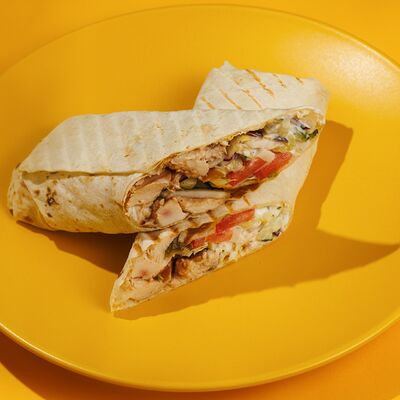 Шаурма маленькая курочка в Pizza Baron по цене 289 ₽