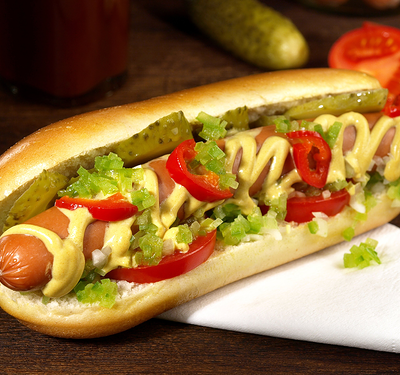Хот-Дог с огурчиками в Сытый волк по цене 170 ₽